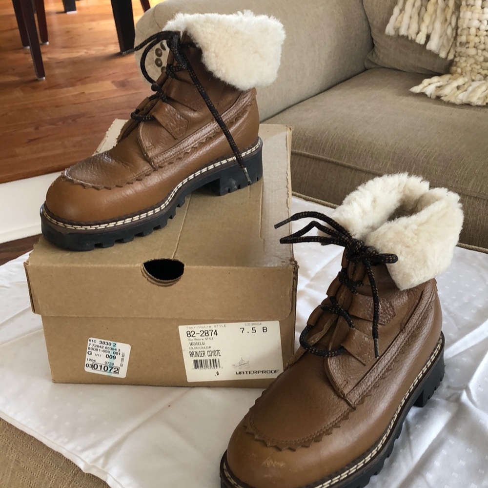 Waterproof winter boots Sz 7.5